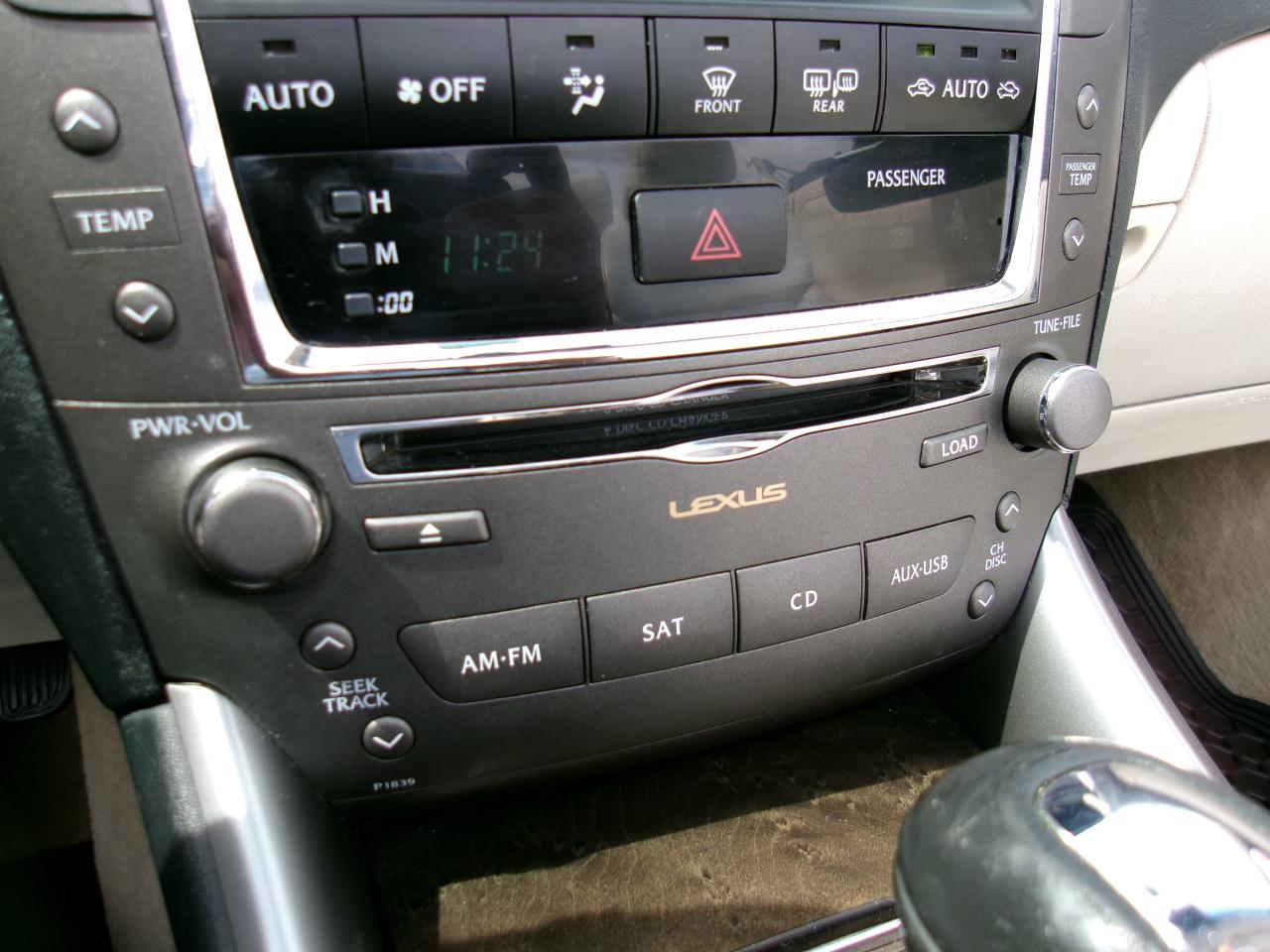 Lexus IS C IS 350C 2010