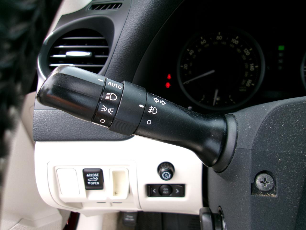Lexus IS C IS 350C 2010