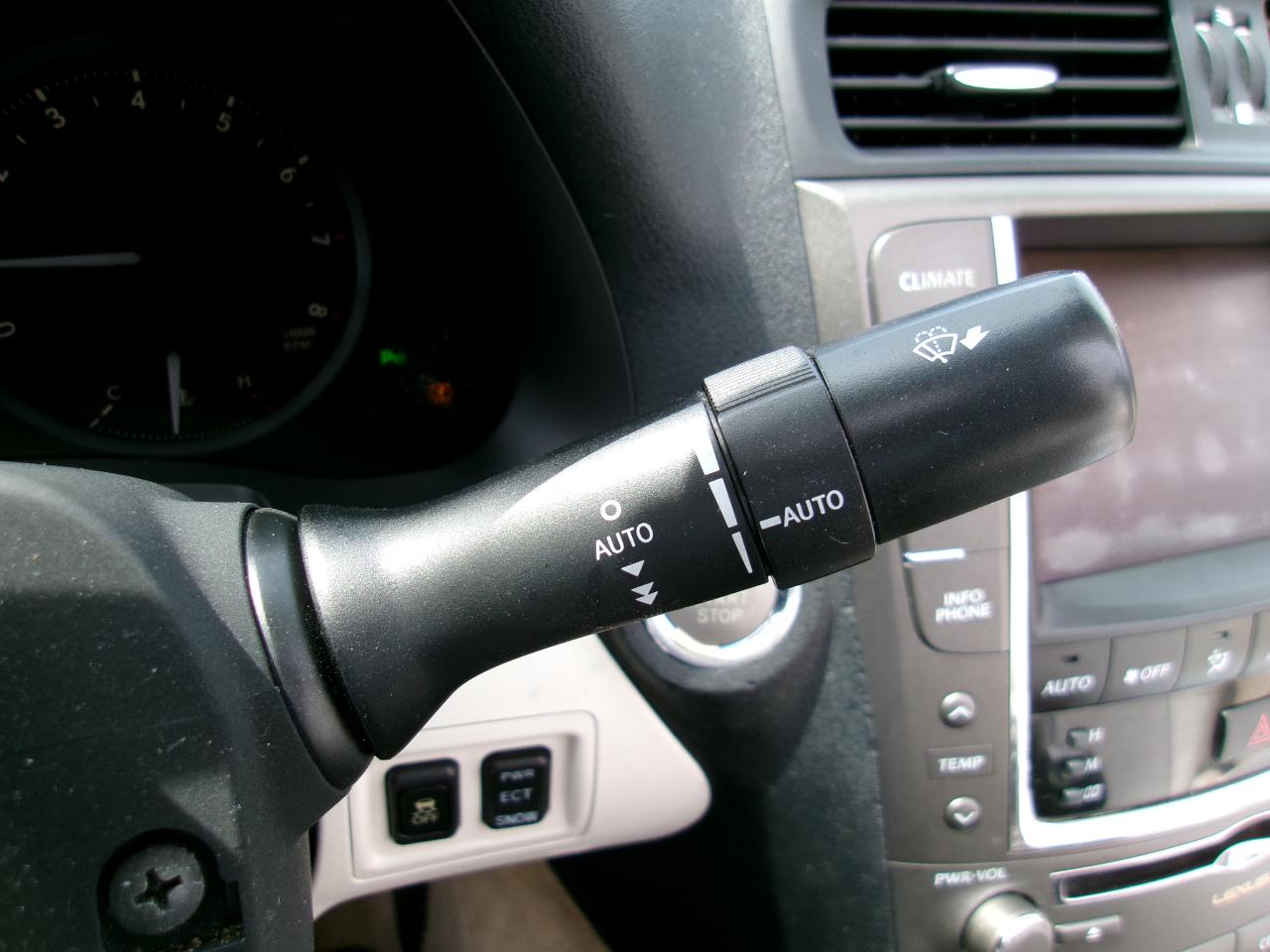 Lexus IS C IS 350C 2010