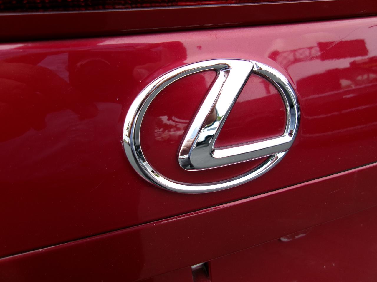 Lexus IS C IS 350C 2010