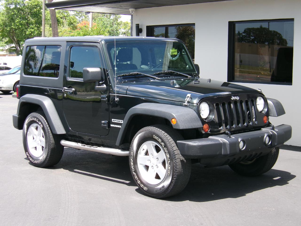 Jeep Wrangler Sport 4WD 2012