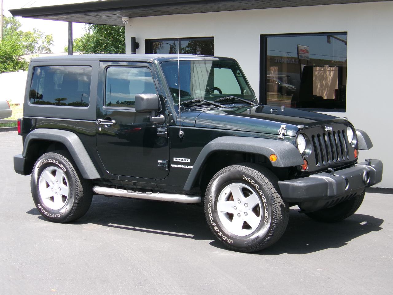 Jeep Wrangler Sport 4WD 2012
