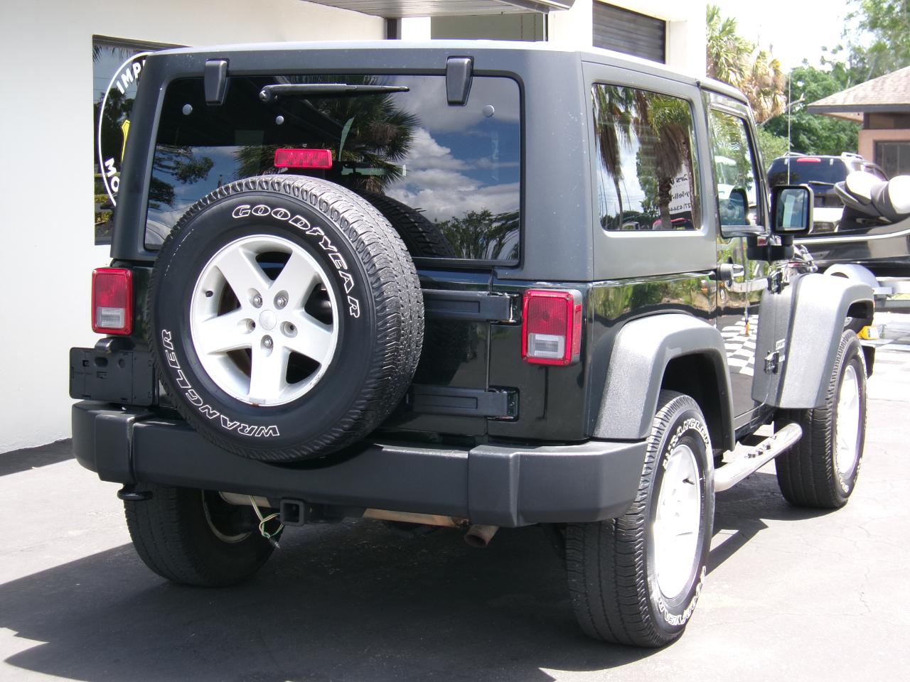 Jeep Wrangler Sport 4WD 2012