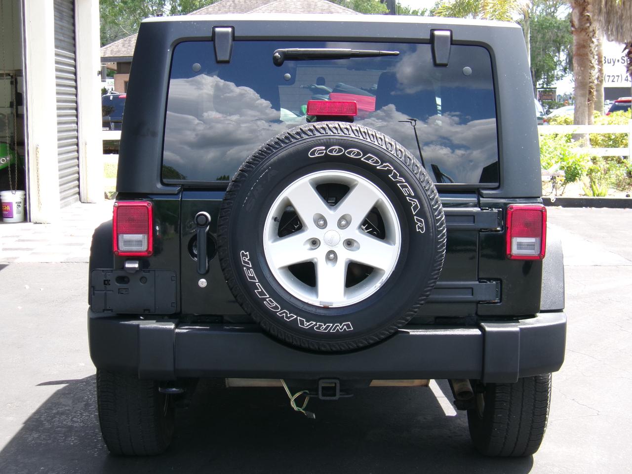 Jeep Wrangler Sport 4WD 2012