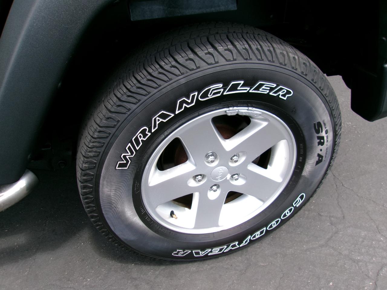 Jeep Wrangler Sport 4WD 2012