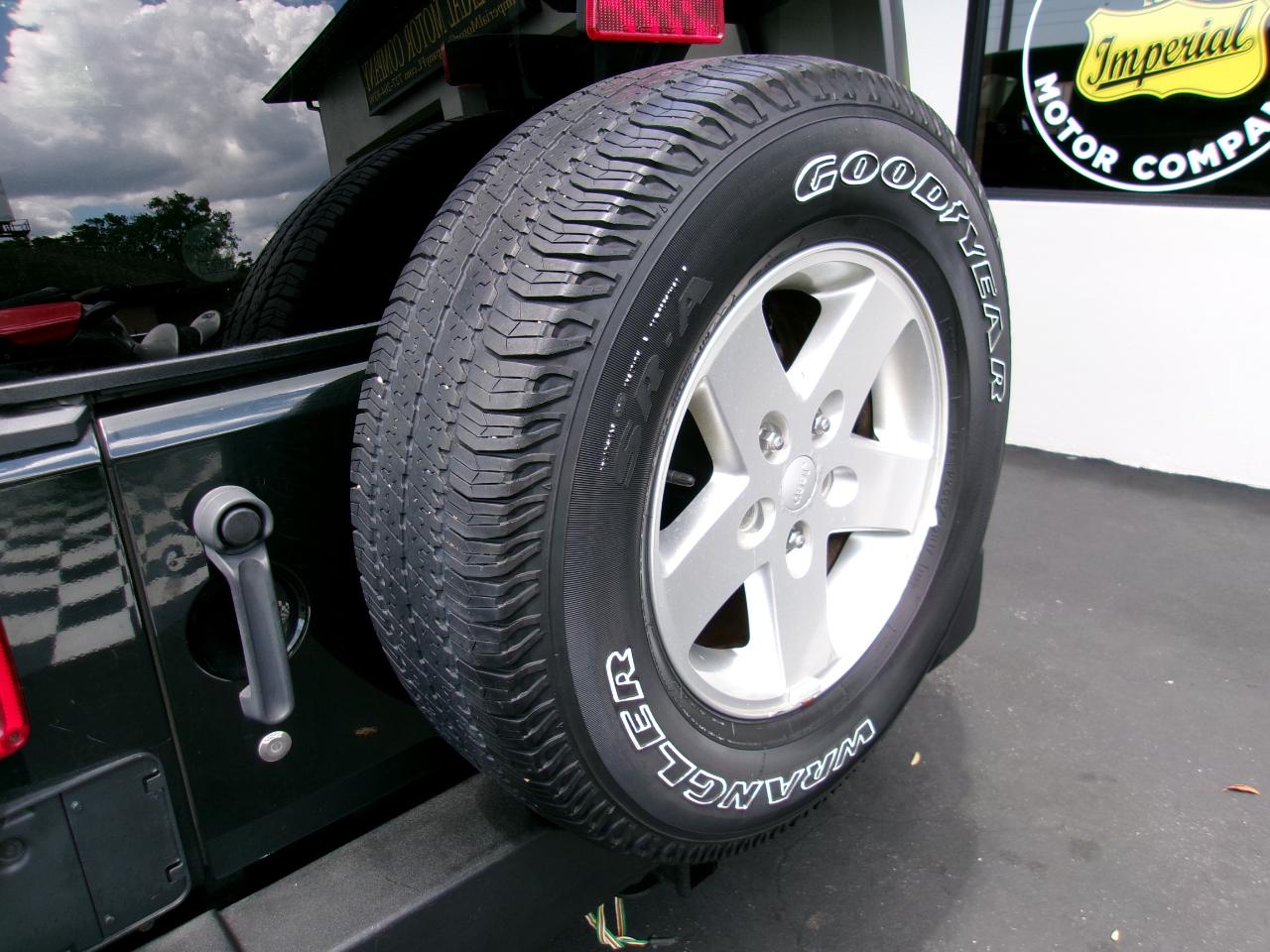 Jeep Wrangler Sport 4WD 2012