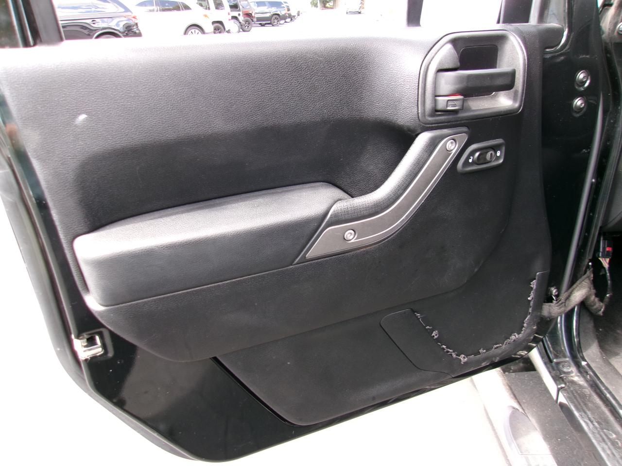 Jeep Wrangler Sport 4WD 2012