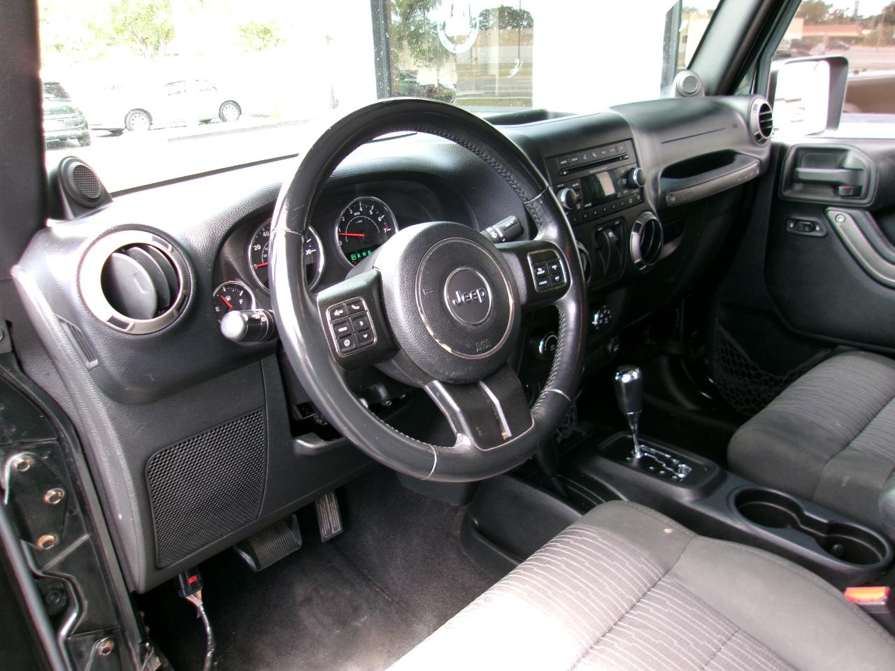 Jeep Wrangler Sport 4WD 2012