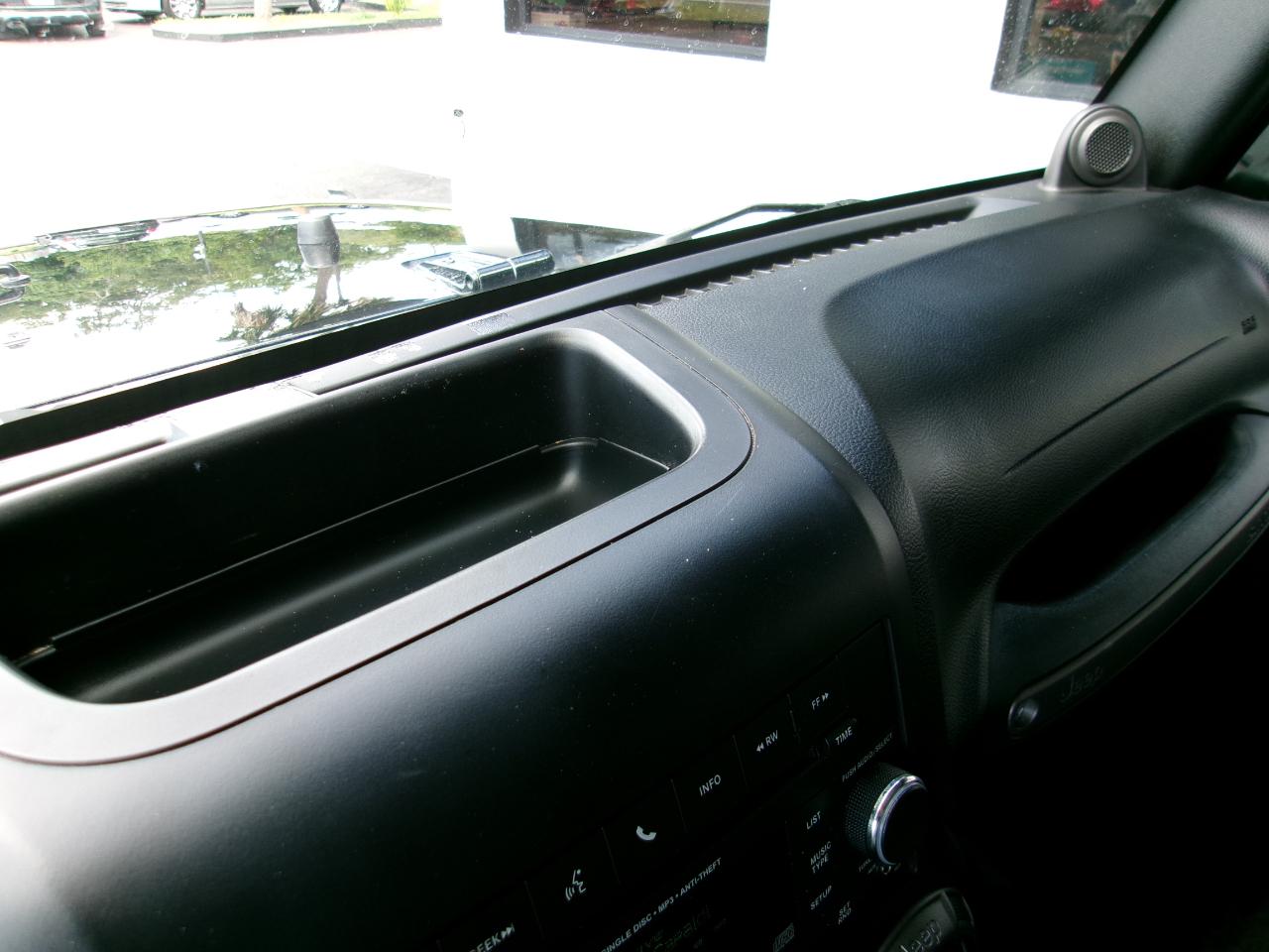 Jeep Wrangler Sport 4WD 2012