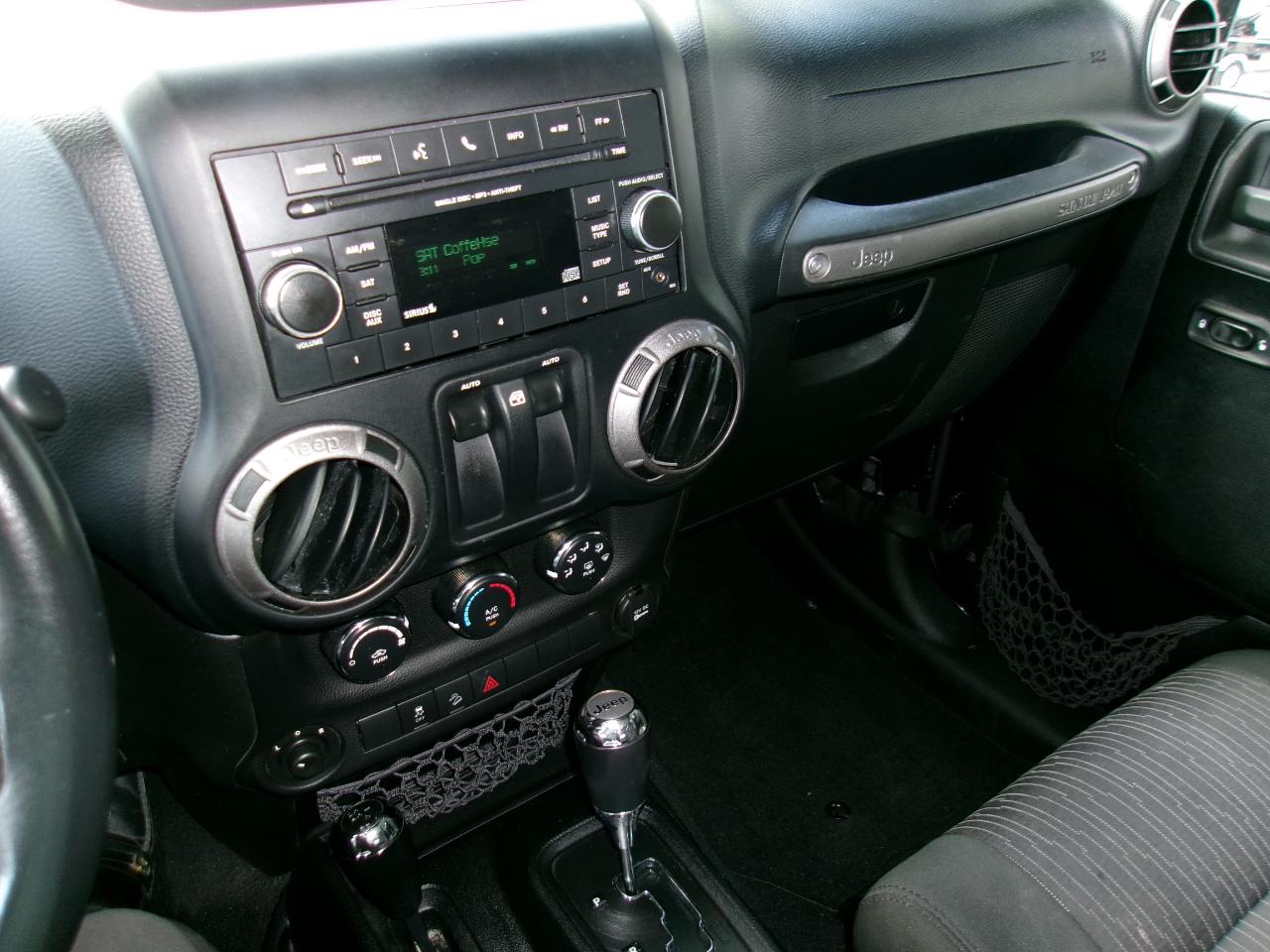 Jeep Wrangler Sport 4WD 2012