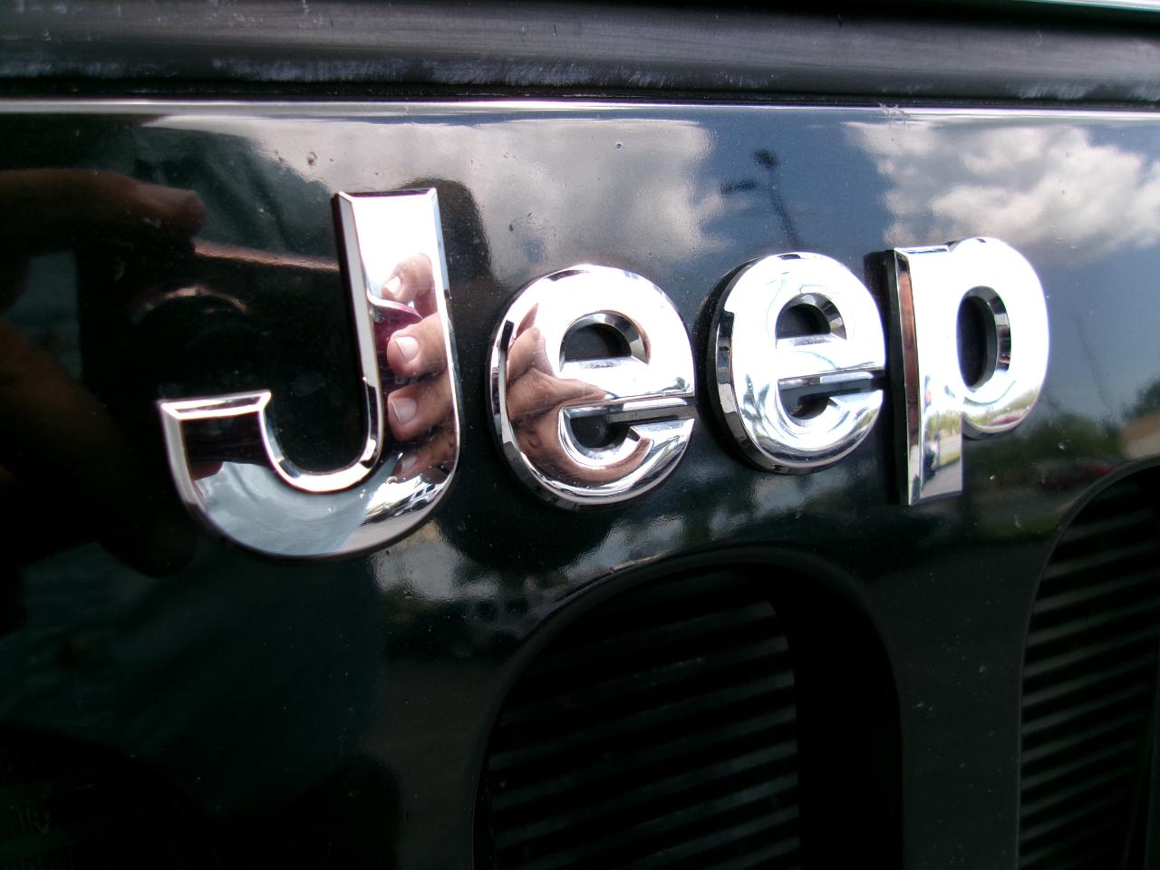 Jeep Wrangler Sport 4WD 2012