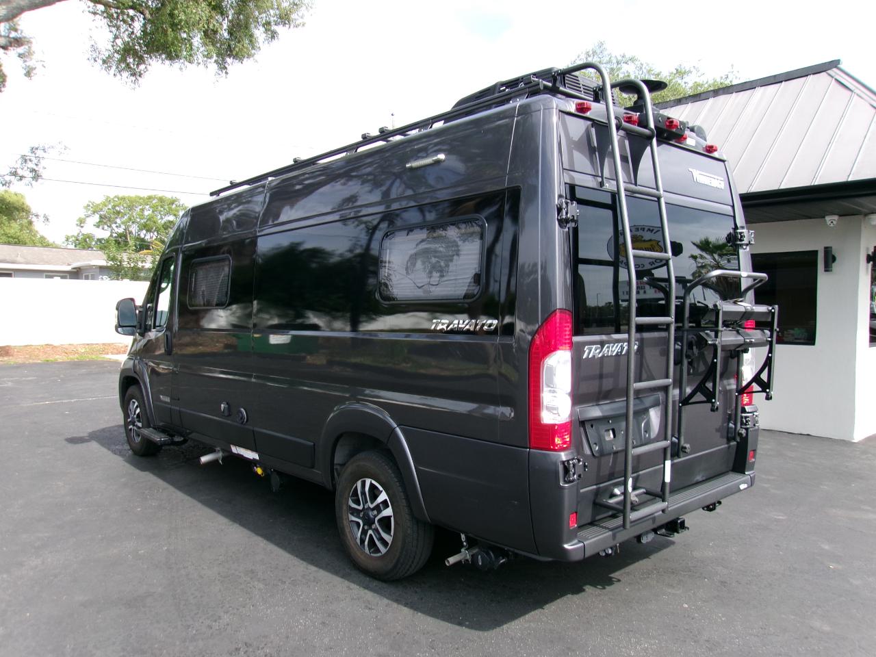 Winnebago Travato  2023