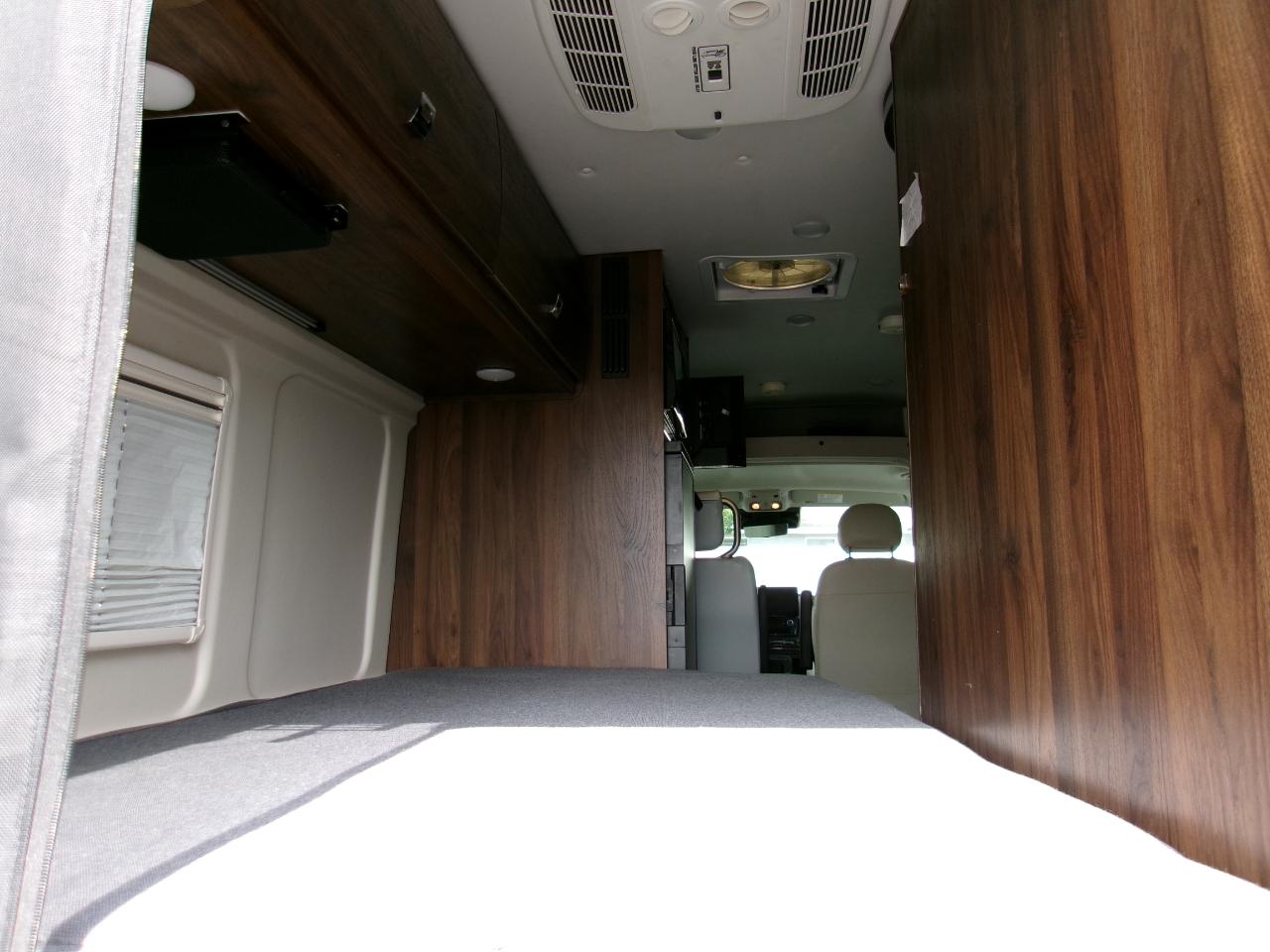 Winnebago Travato  2023