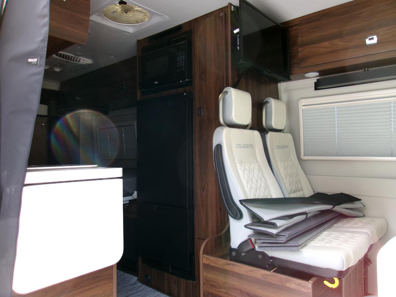 Winnebago Travato  2023