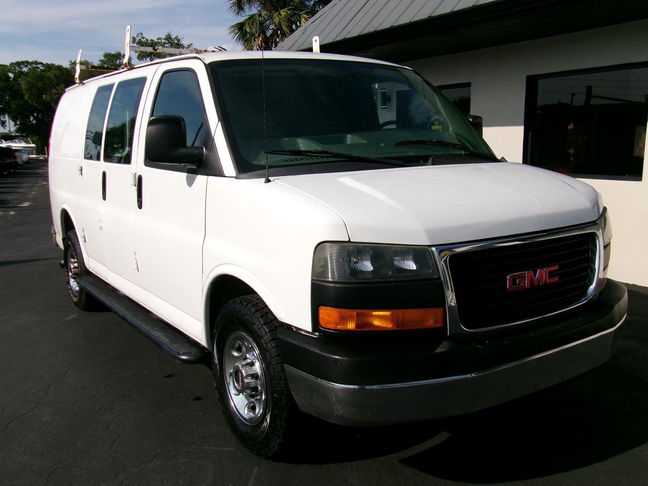 GMC Savana G2500 Cargo 2015