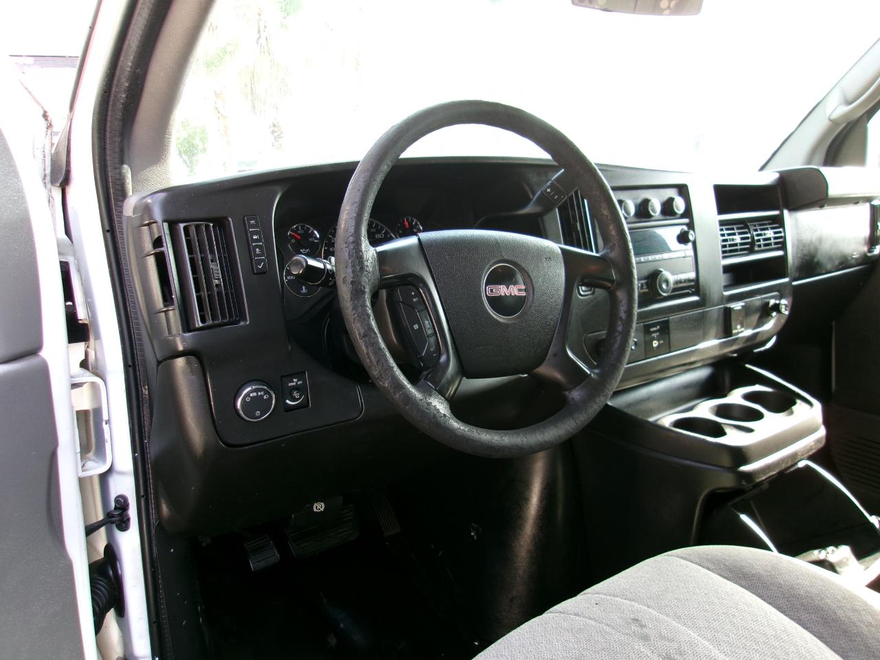 GMC Savana G2500 Cargo 2015