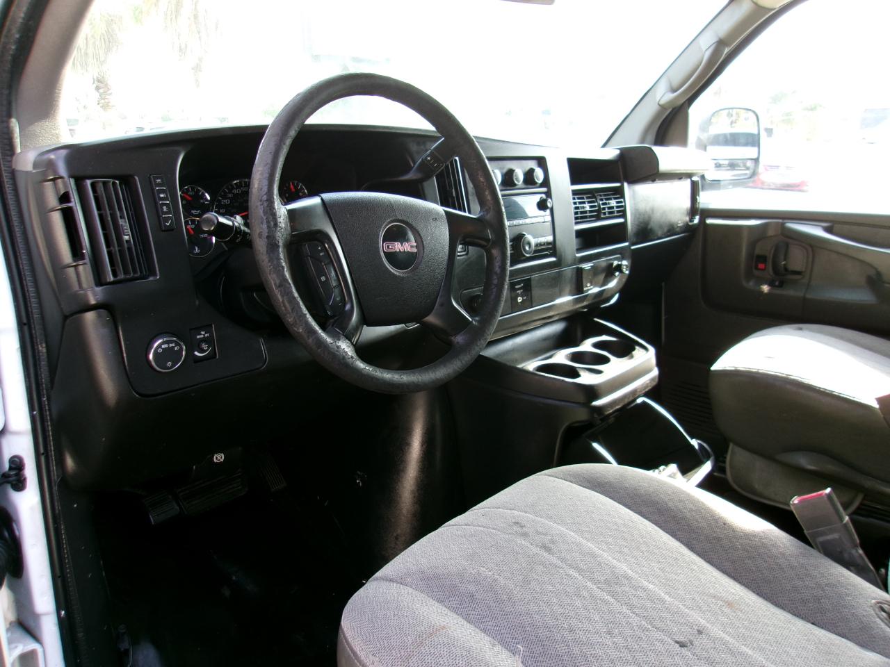 GMC Savana G2500 Cargo 2015