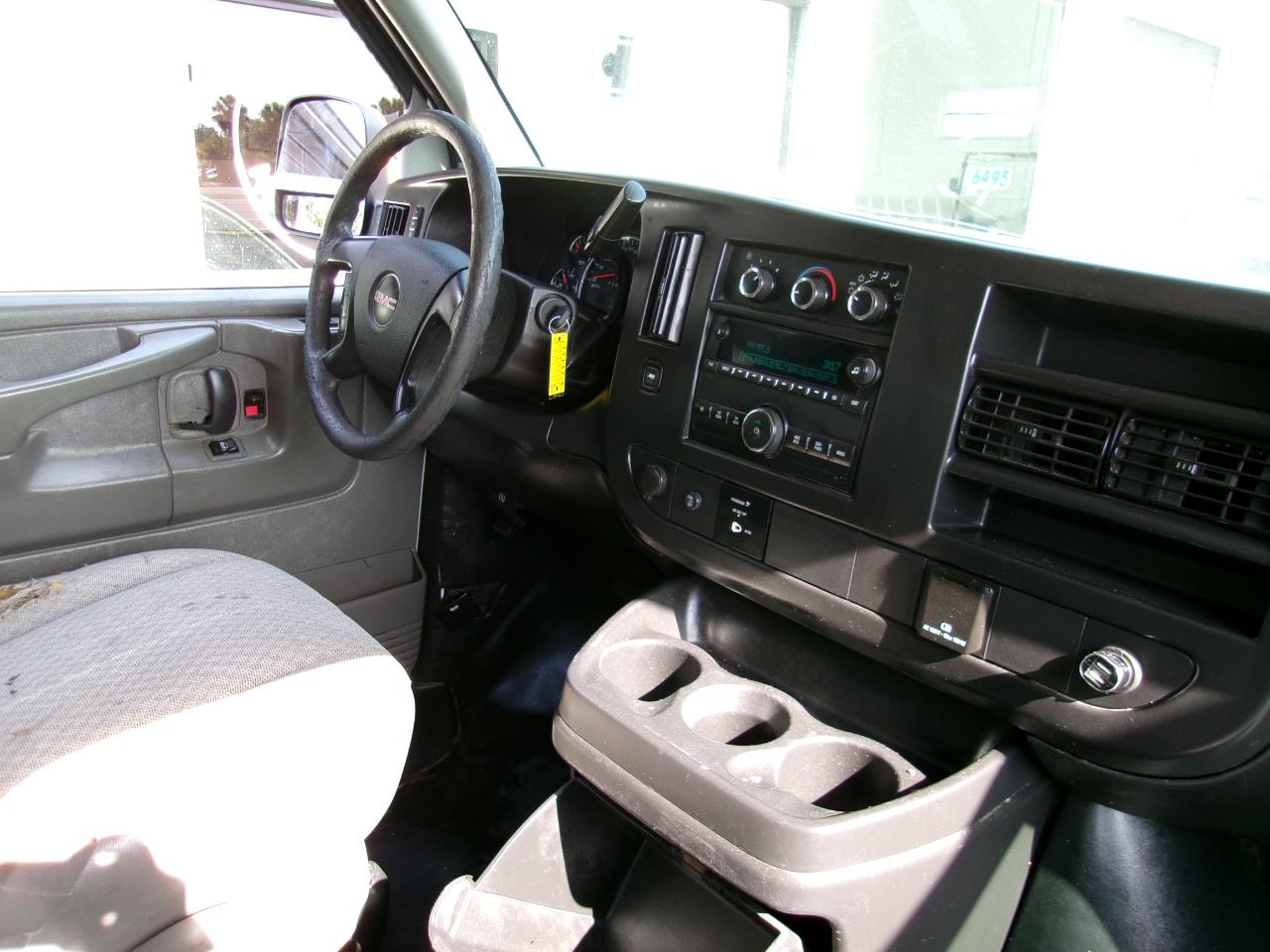 GMC Savana G2500 Cargo 2015