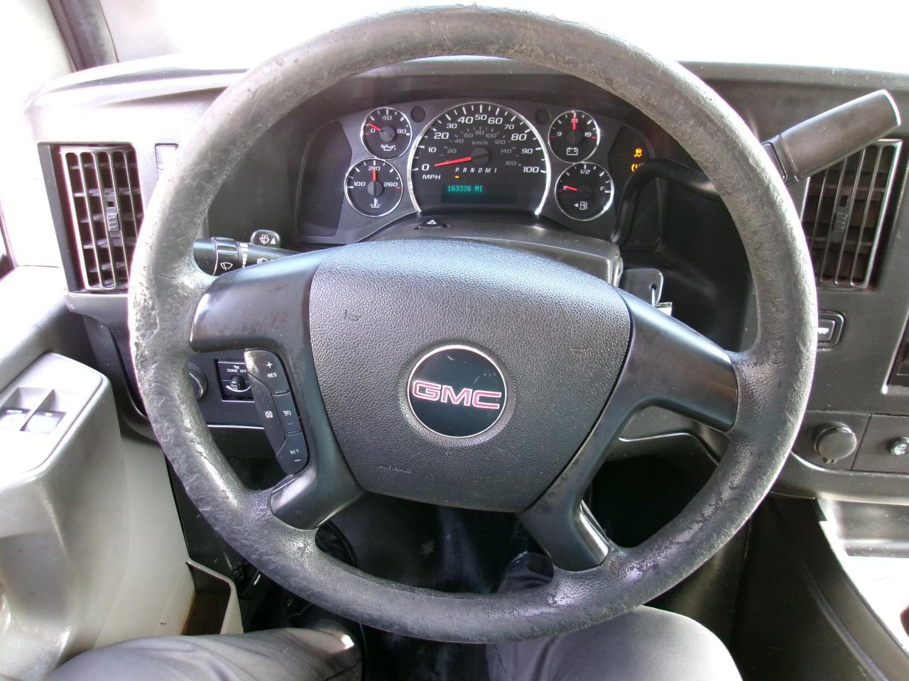 GMC Savana G2500 Cargo 2015