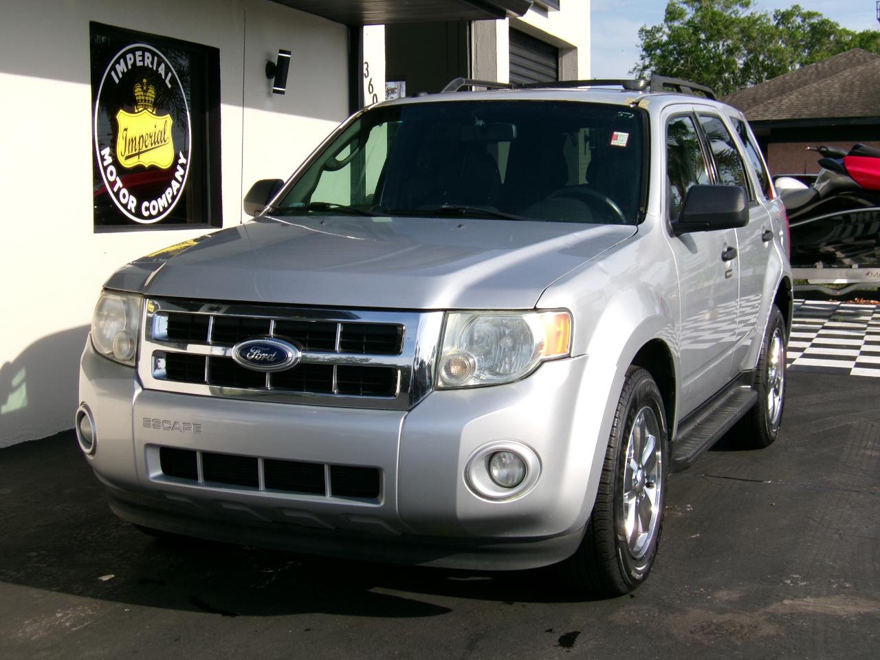 Ford Escape XLT FWD 2010