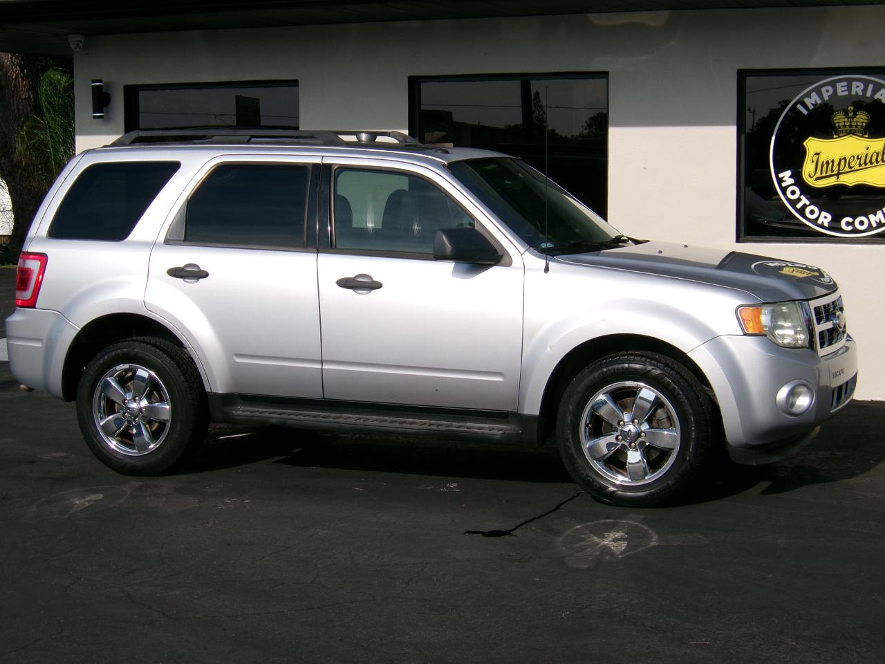 Ford Escape XLT FWD 2010