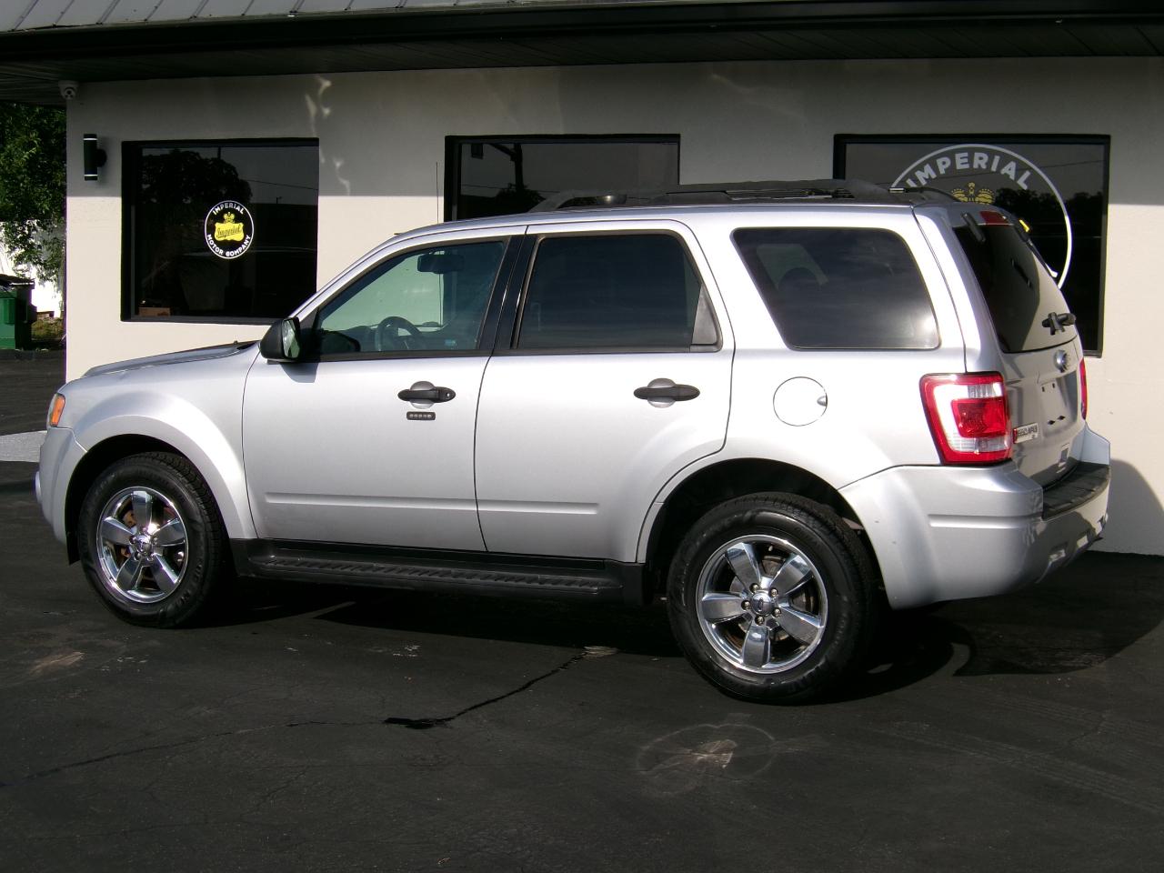 Ford Escape XLT FWD 2010