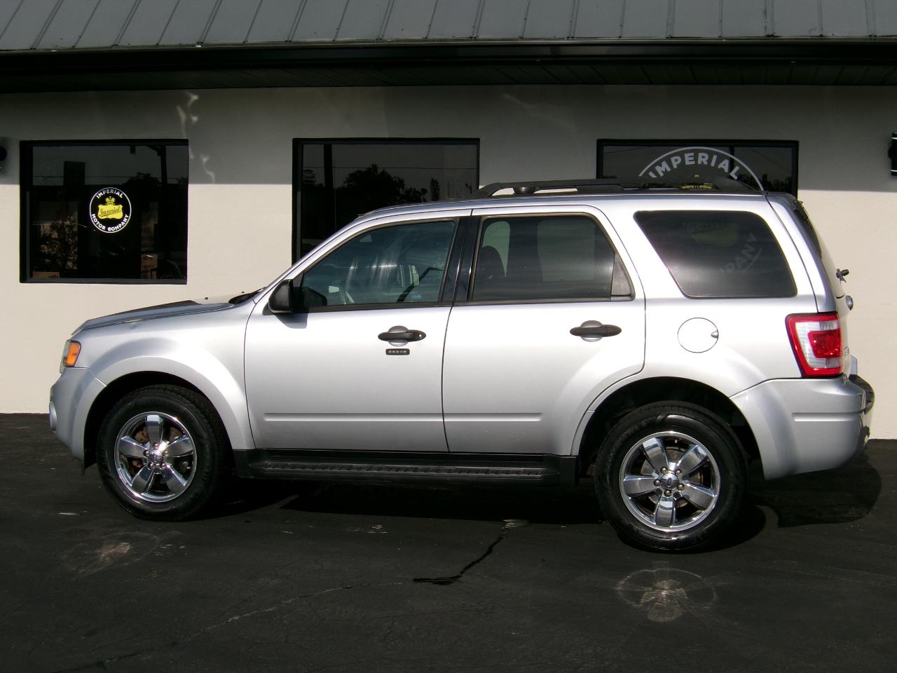 Ford Escape XLT FWD 2010