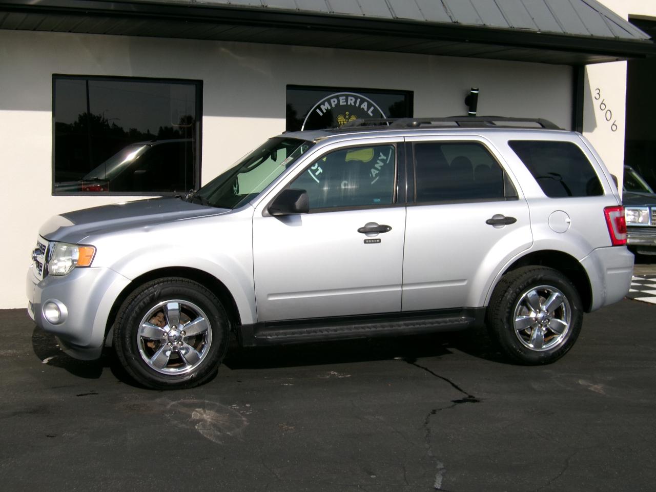 Ford Escape XLT FWD 2010