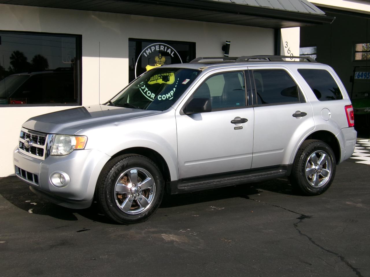 Ford Escape XLT FWD 2010