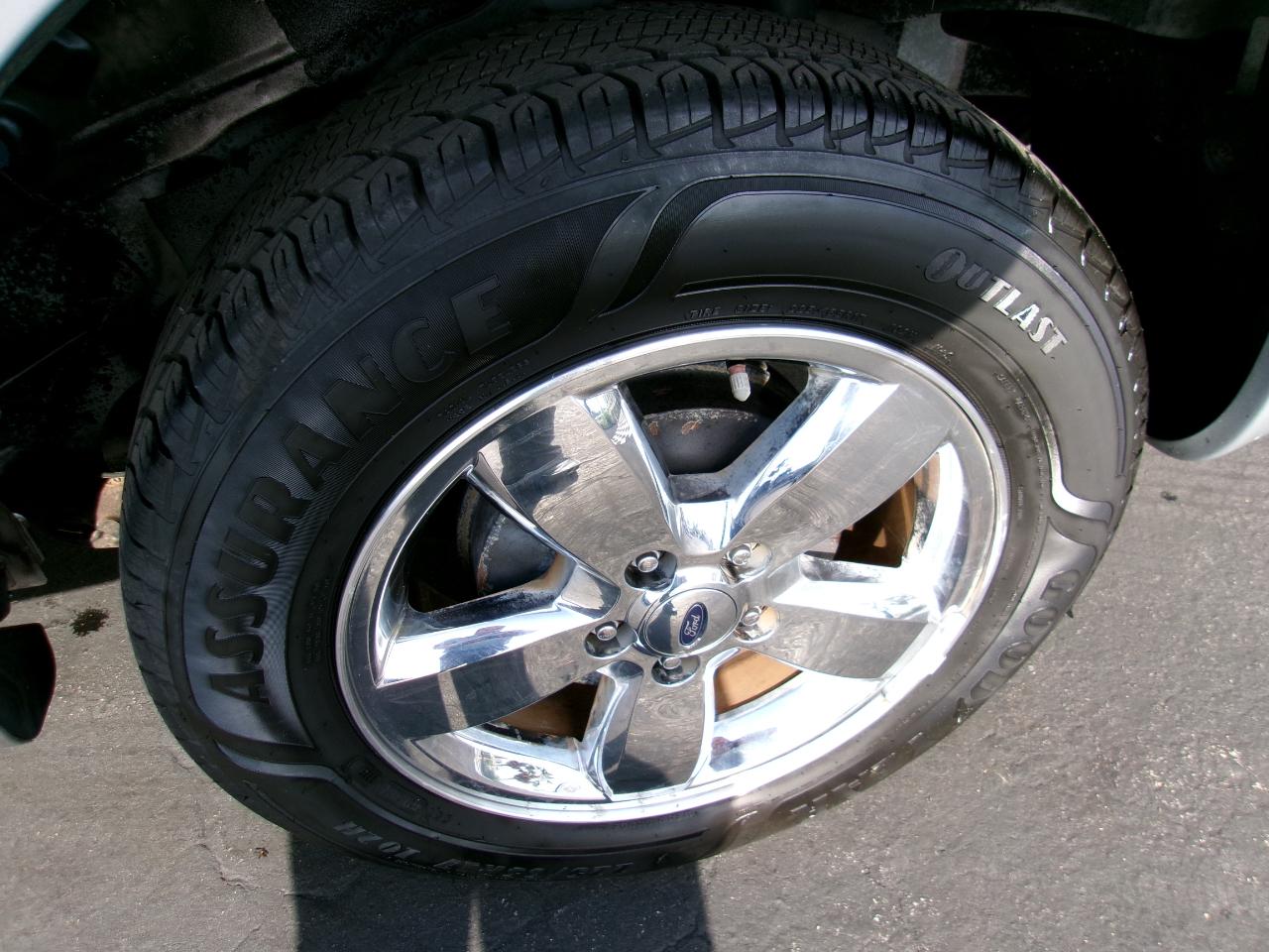 Ford Escape XLT FWD 2010