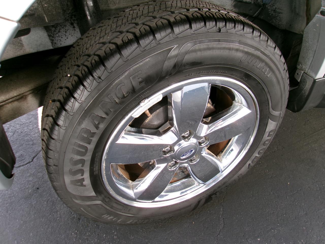 Ford Escape XLT FWD 2010