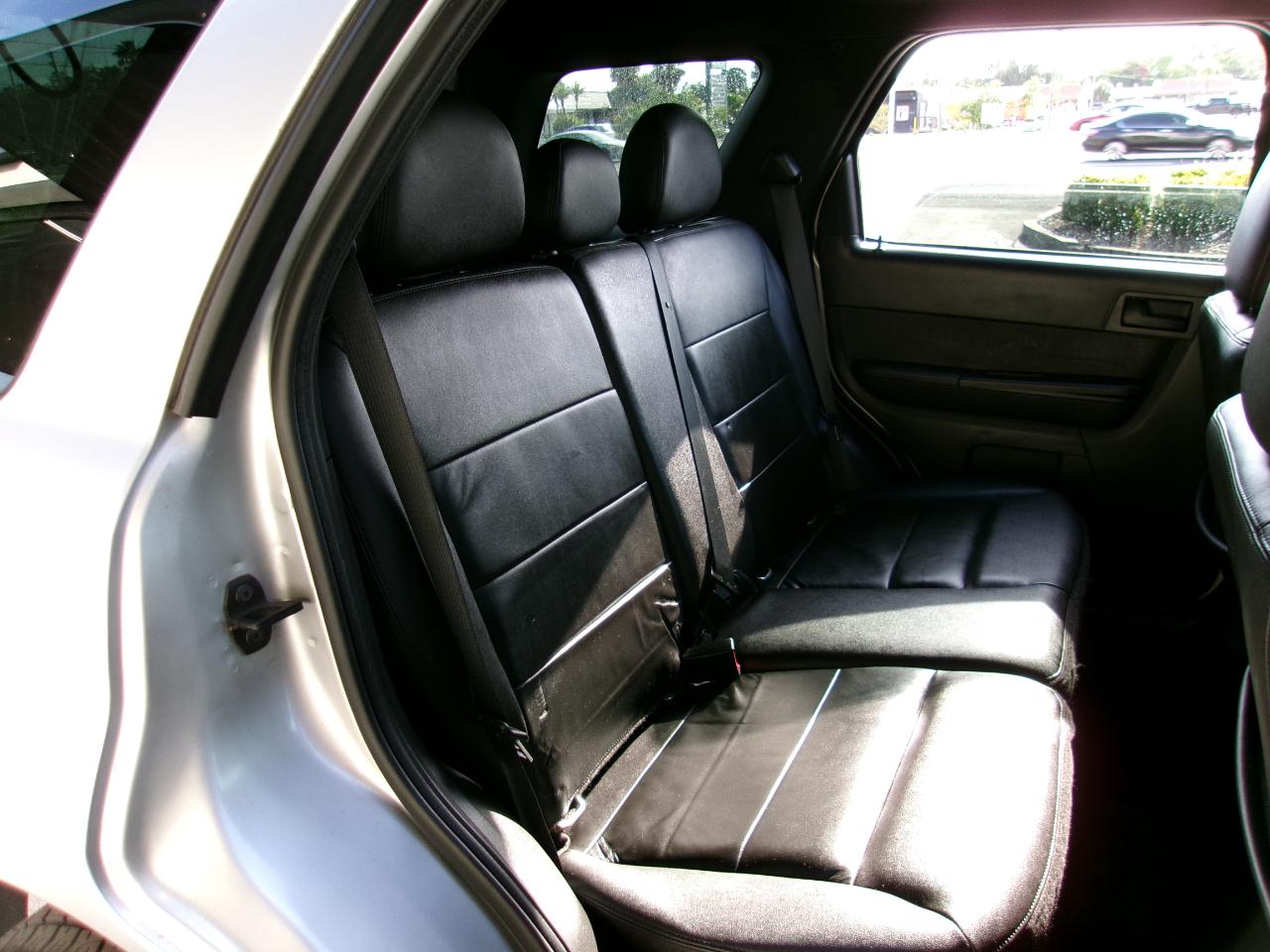 Ford Escape XLT FWD 2010