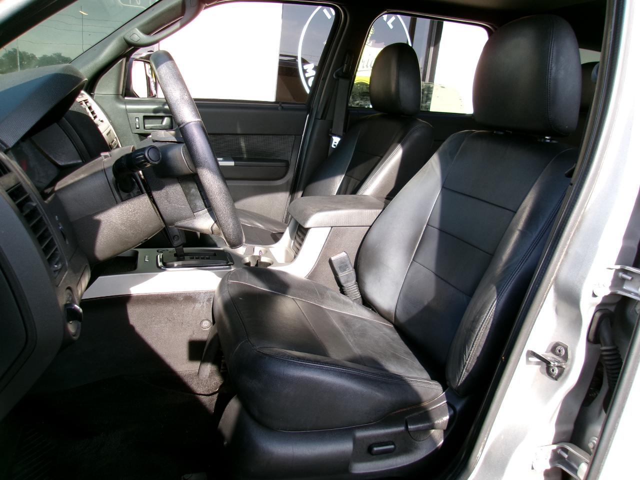 Ford Escape XLT FWD 2010