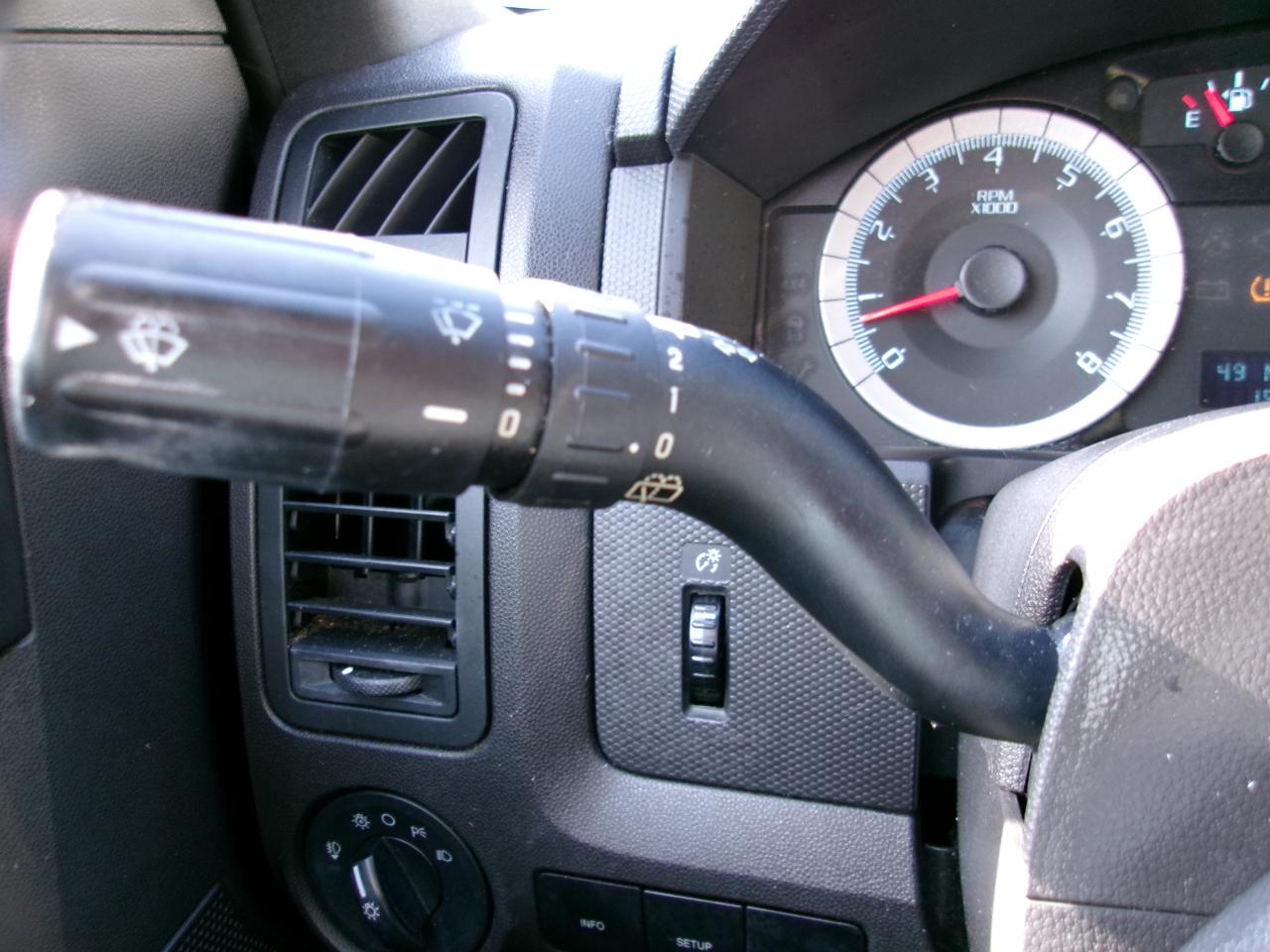 Ford Escape XLT FWD 2010
