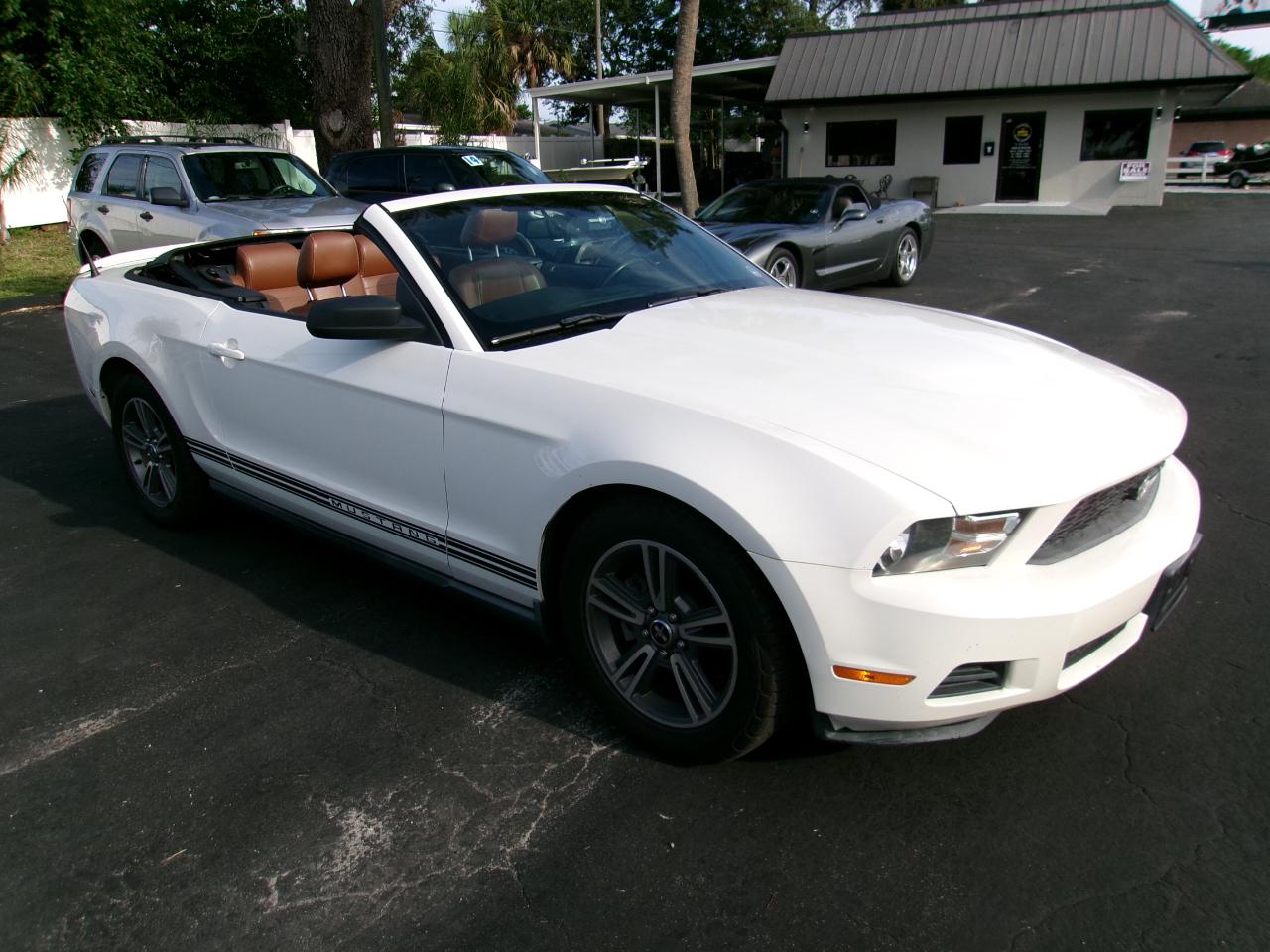Ford Mustang V6 Convertible 2010