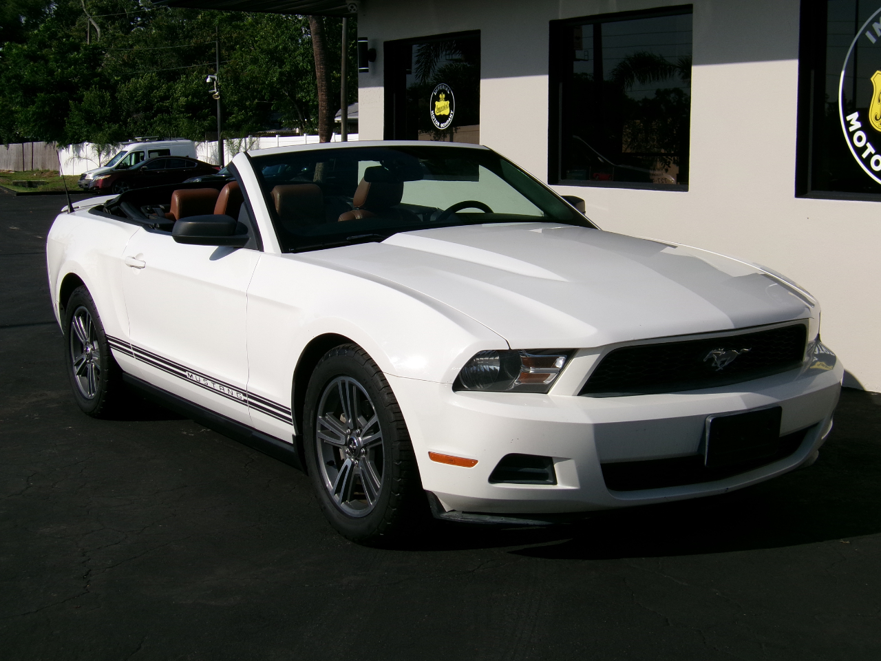 Ford Mustang V6 Convertible 2010