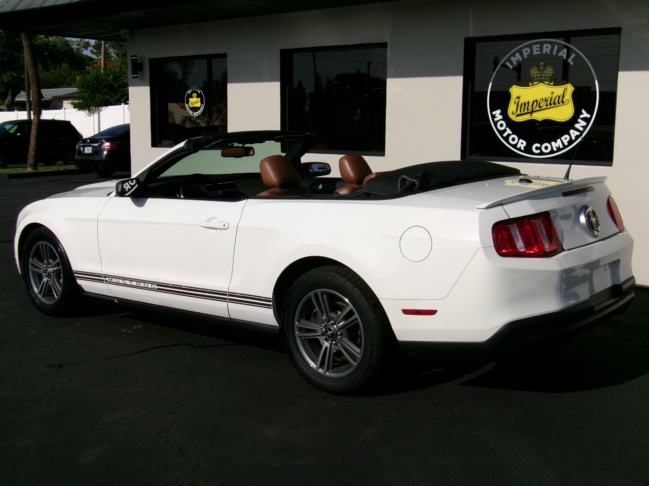 Ford Mustang V6 Convertible 2010