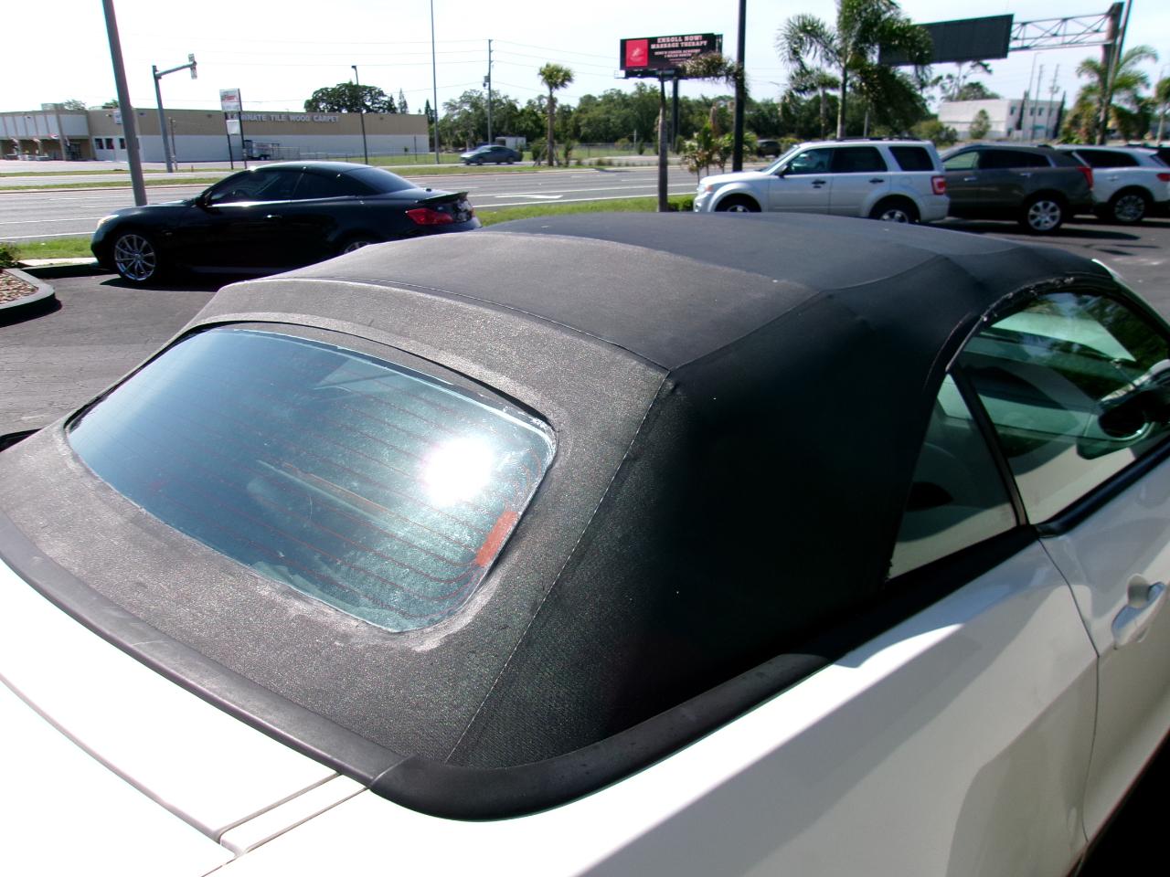 Ford Mustang V6 Convertible 2010