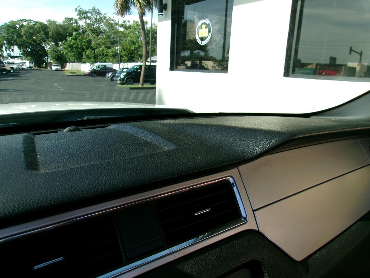 Ford Mustang V6 Convertible 2010