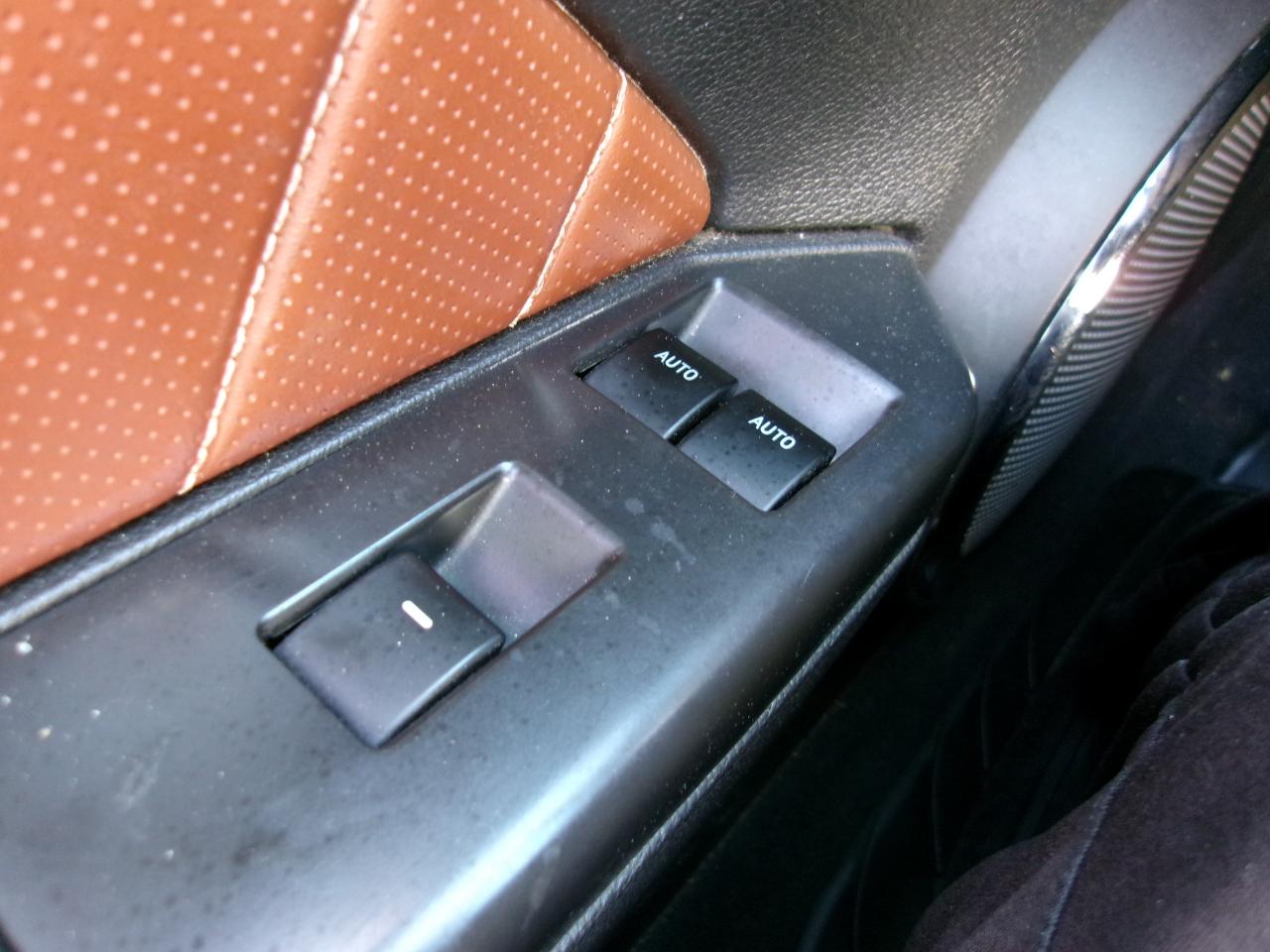 Ford Mustang V6 Convertible 2010