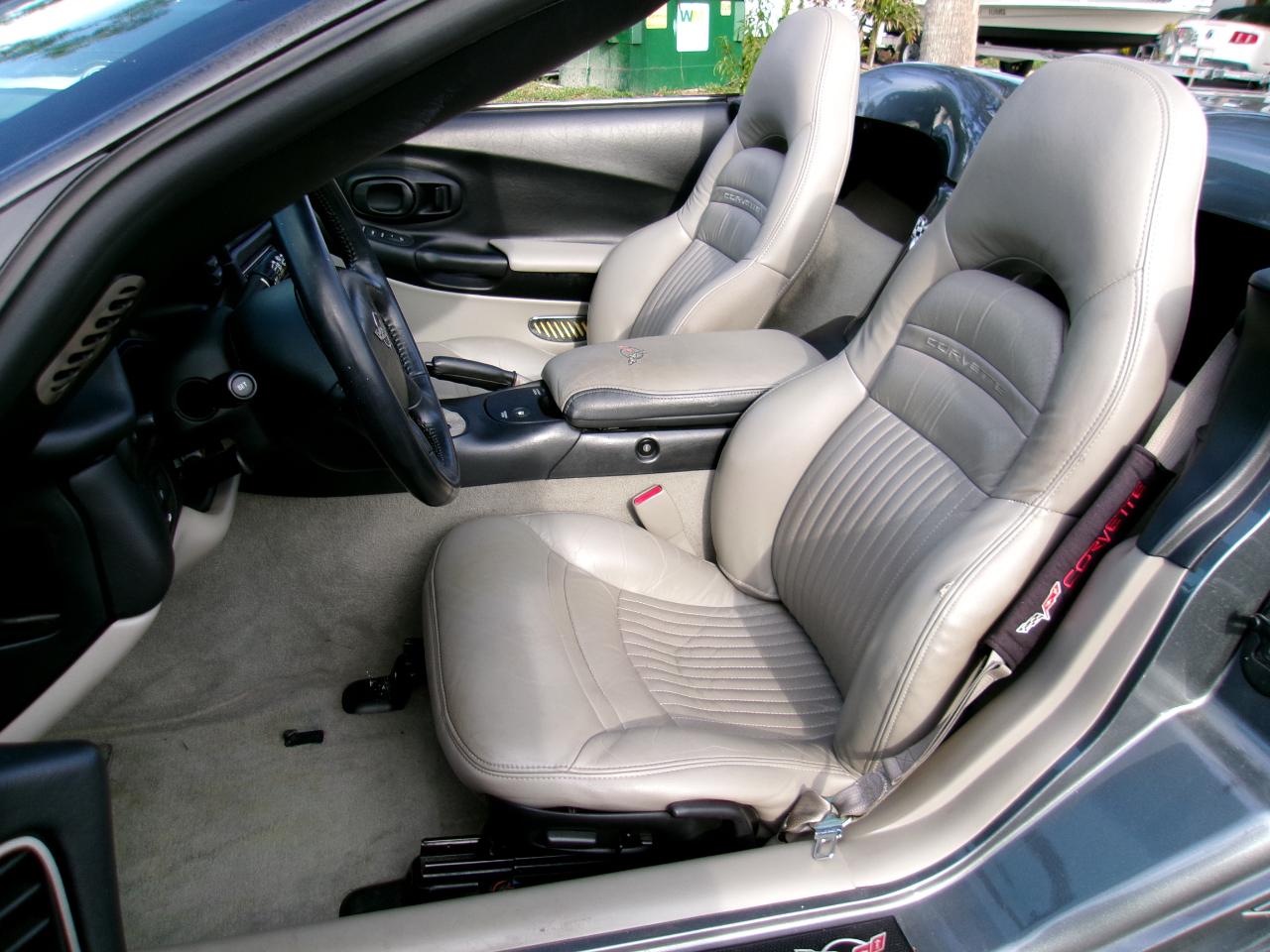 Chevrolet Corvette Convertible 2003