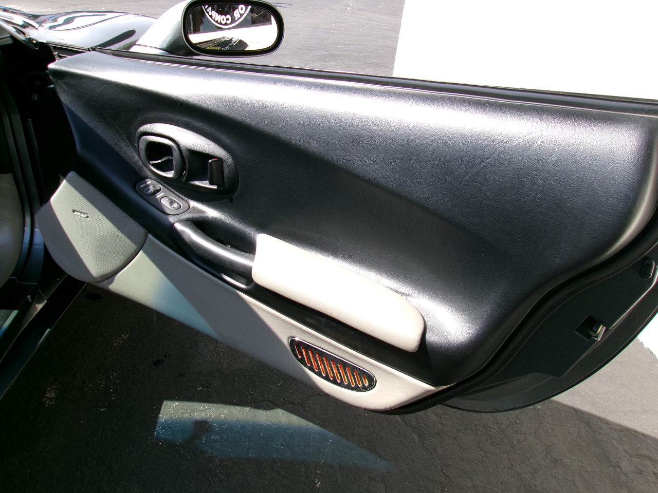 Chevrolet Corvette Convertible 2003