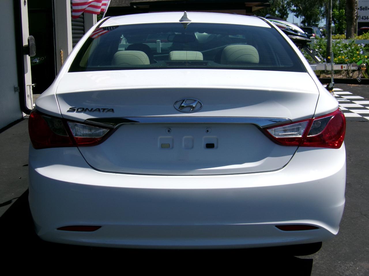 Hyundai Sonata GLS 2013