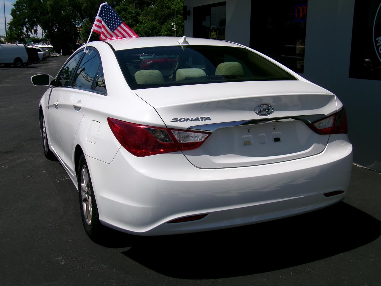 Hyundai Sonata GLS 2013