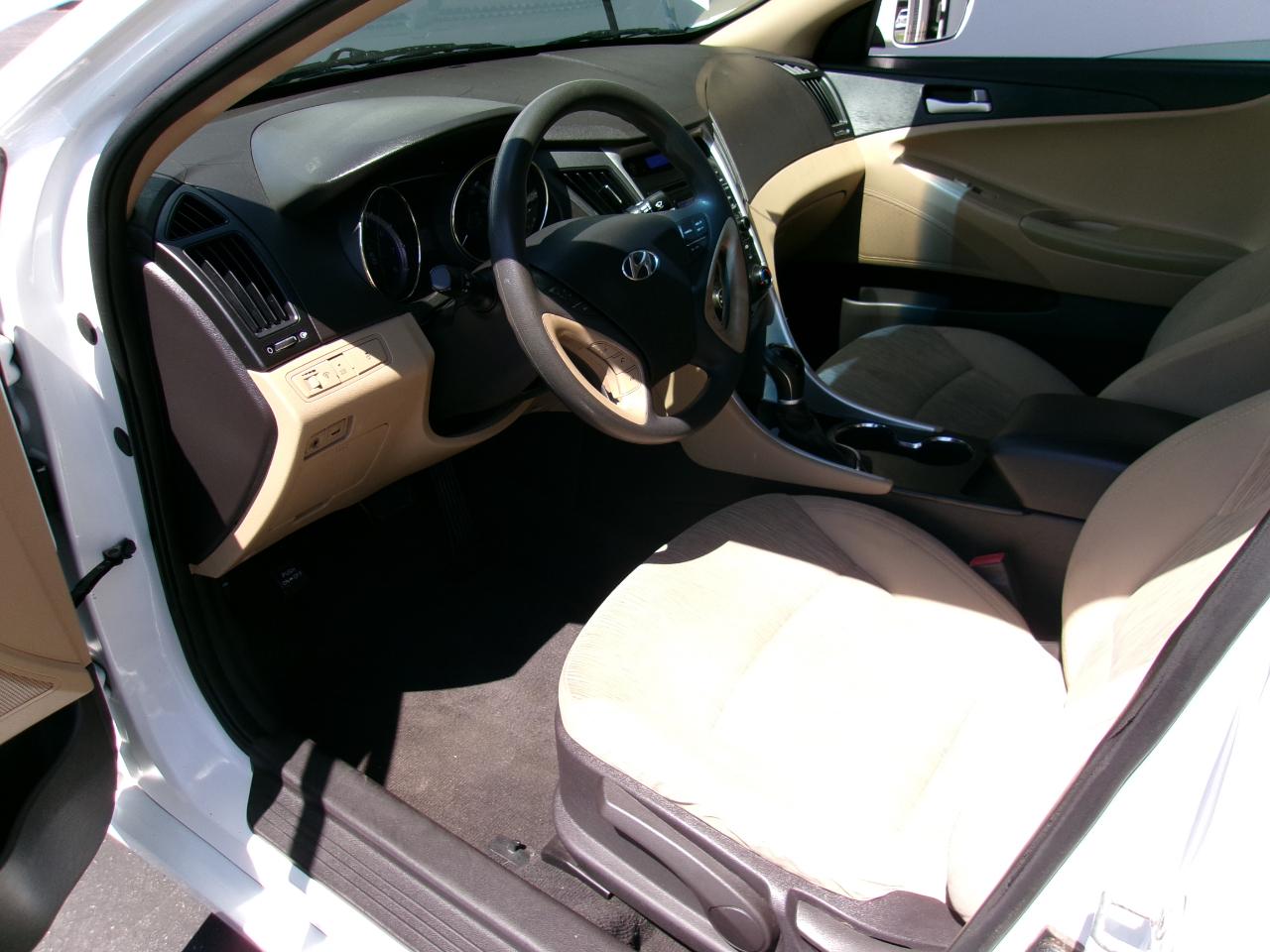 Hyundai Sonata GLS 2013