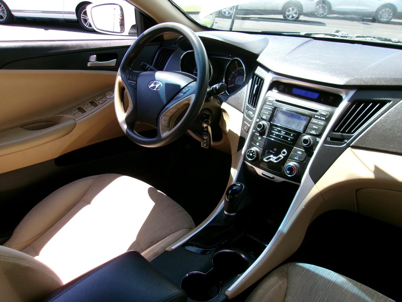 Hyundai Sonata GLS 2013