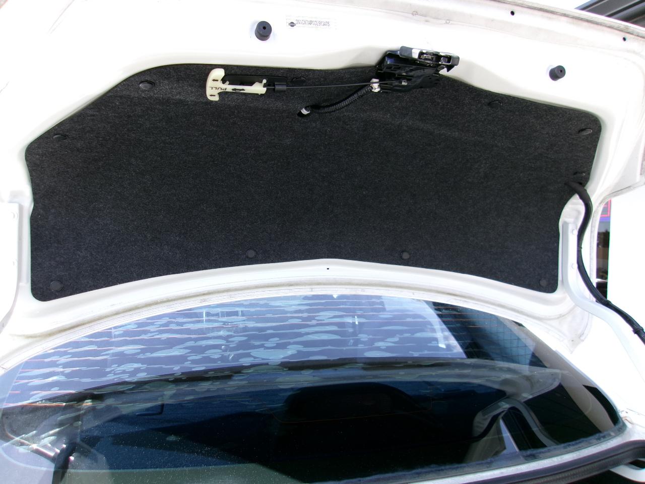 Nissan Versa 1.6 SV Sedan 2012