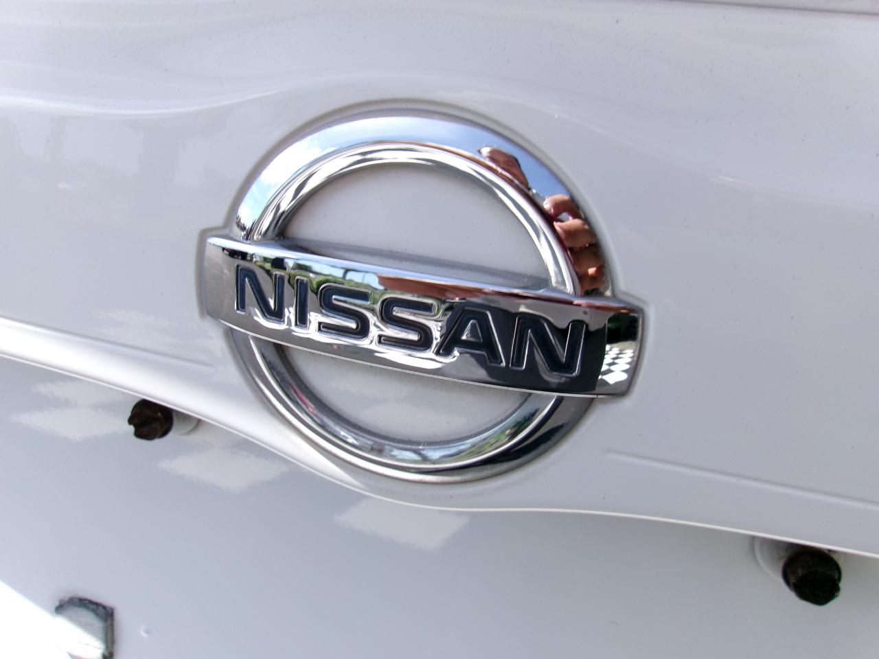 Nissan Versa 1.6 SV Sedan 2012