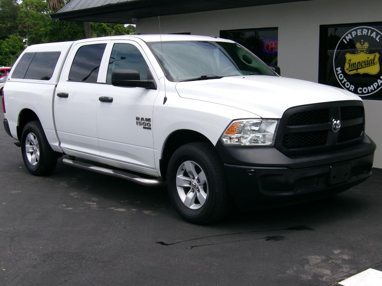 RAM 1500 Classic Tradesman Crew Cab SWB 4WD 2019