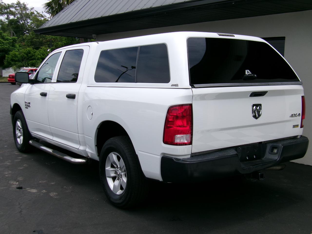 RAM 1500 Classic Tradesman Crew Cab SWB 4WD 2019